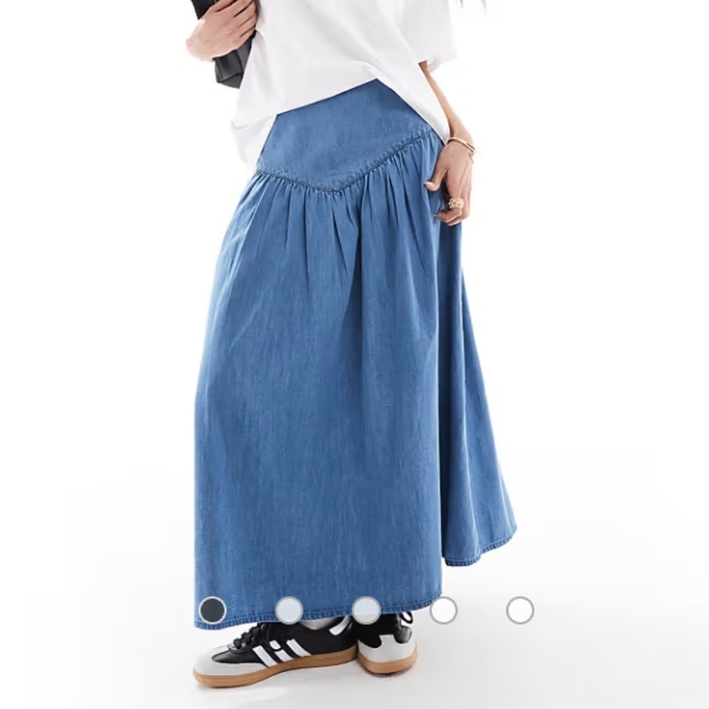 Wednesday Girl Chambray Blue Midi Skirt With Gathers. Size XL - Picture 2 of 15